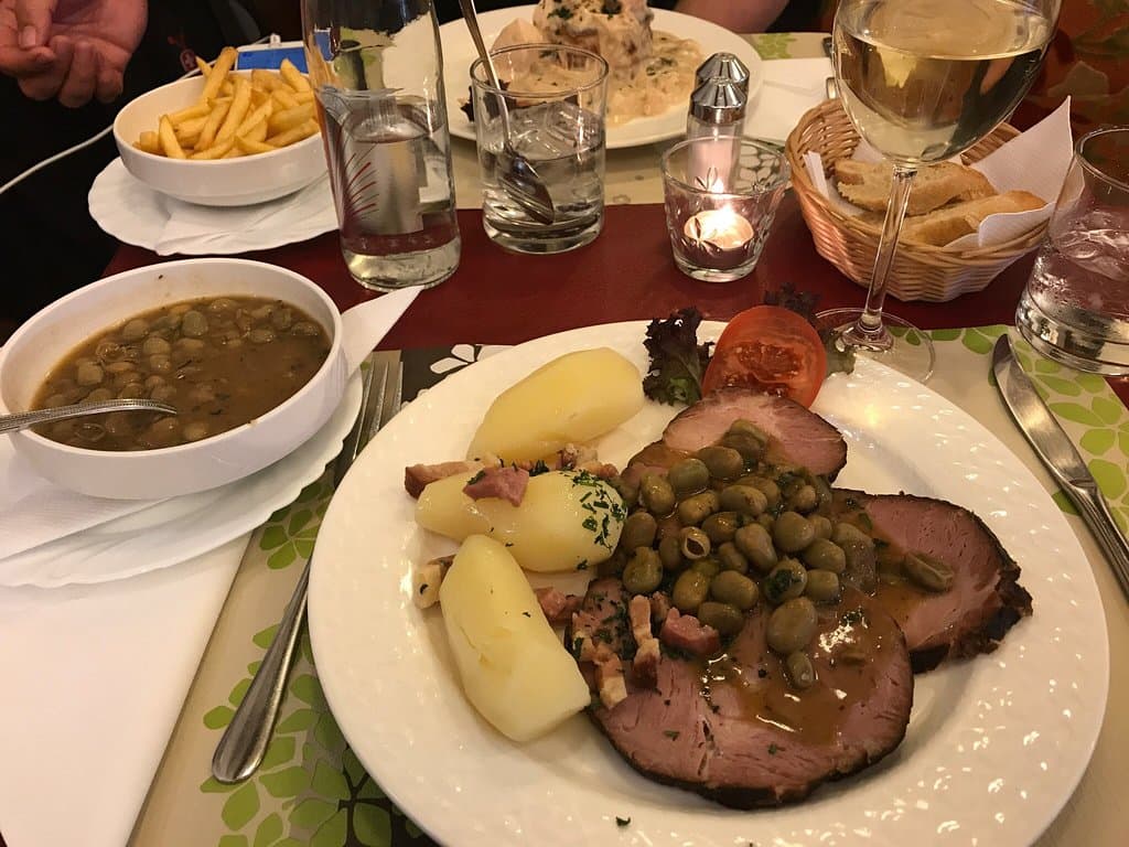 Café-Restaurant Um Dierfgen