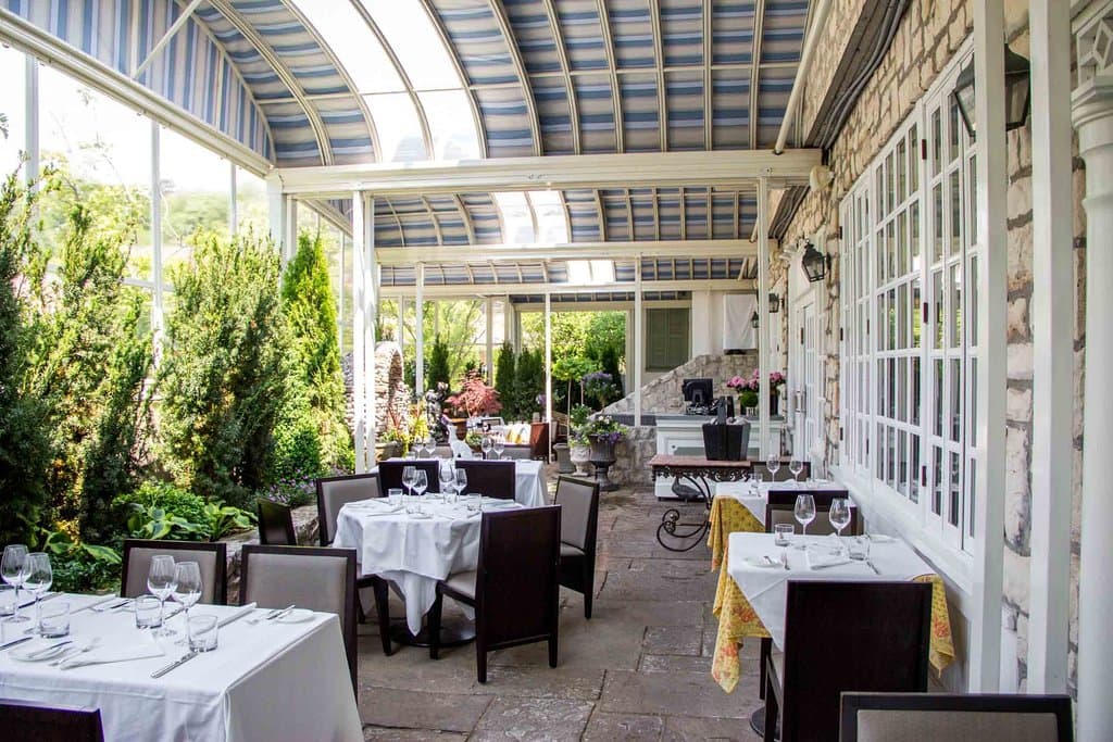 Auberge du Pommier Terrace - Toronto