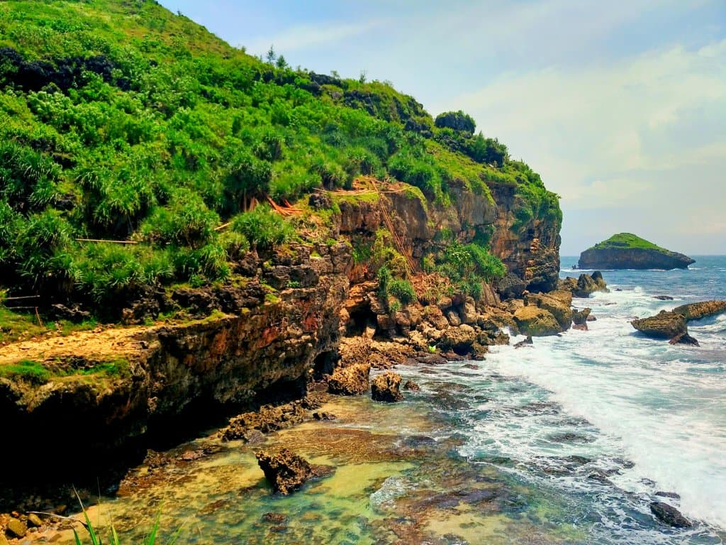 Pantai Jogan