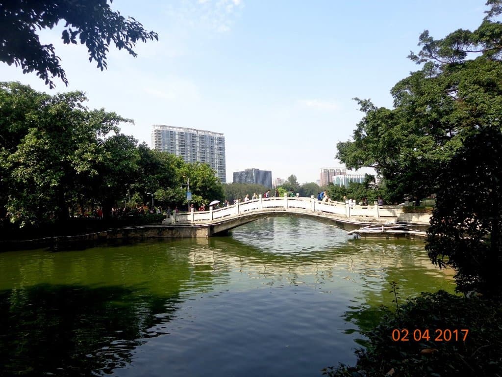 Озёра - главное достоинство парка Люхуаху