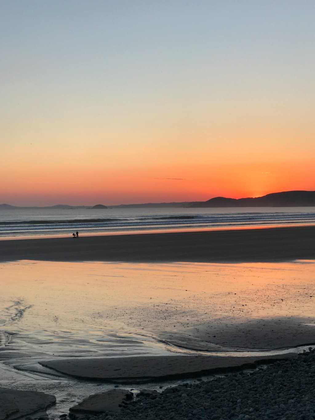 The nicest beach for me in Pembrokeshire. You can walk a lot, enjoy the beautiful sunset....