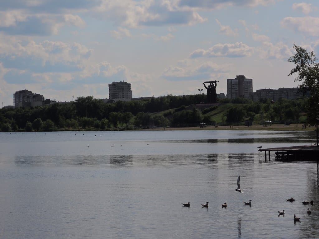 Вид из парка на город