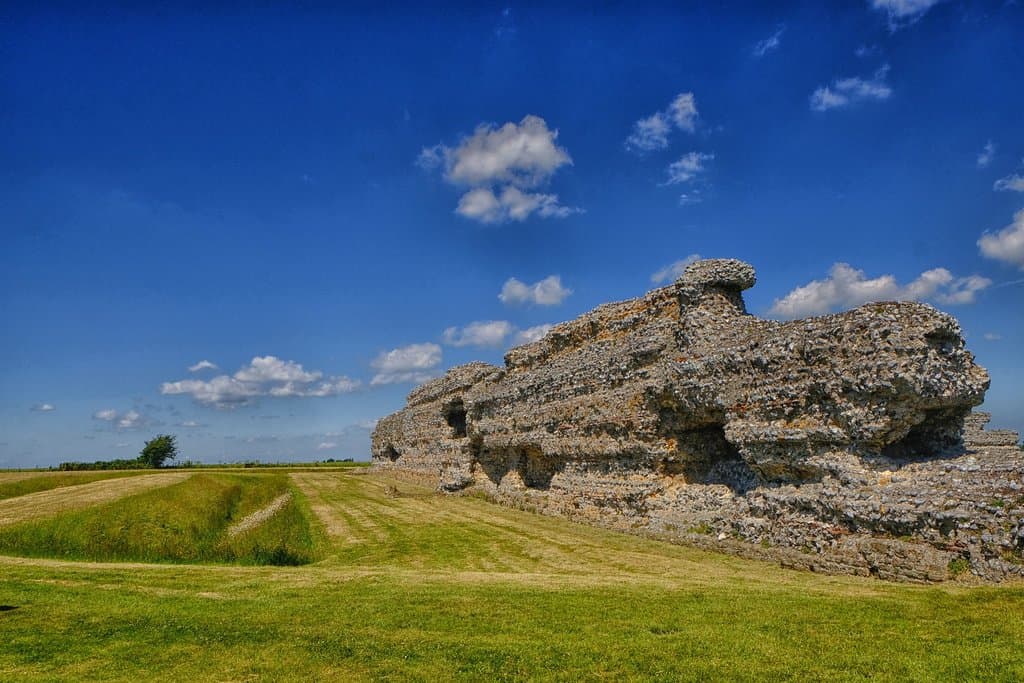 Walls and ditches