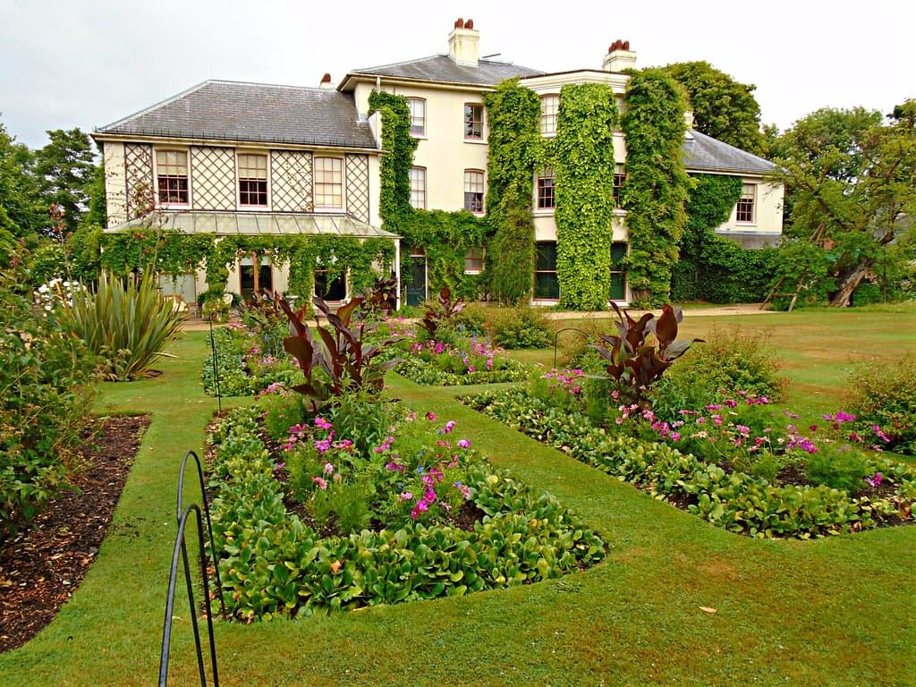 Charles Darwin's home.