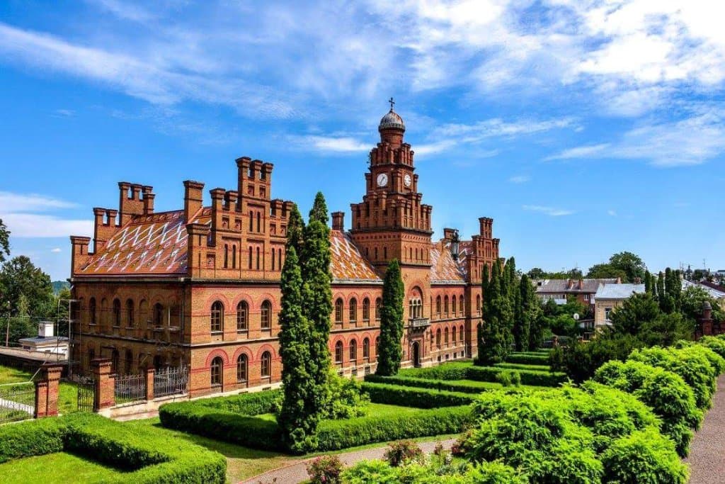 Residence of Bukovynian Metropolitans - Chernivtsi National University