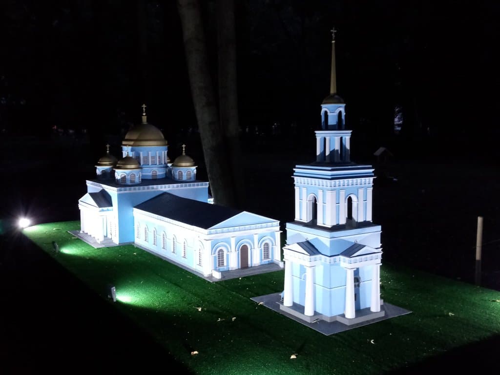 Липецкий парк миниатюр, экспозиция достопримечательностей города в миниатюре, размеры все соблюд