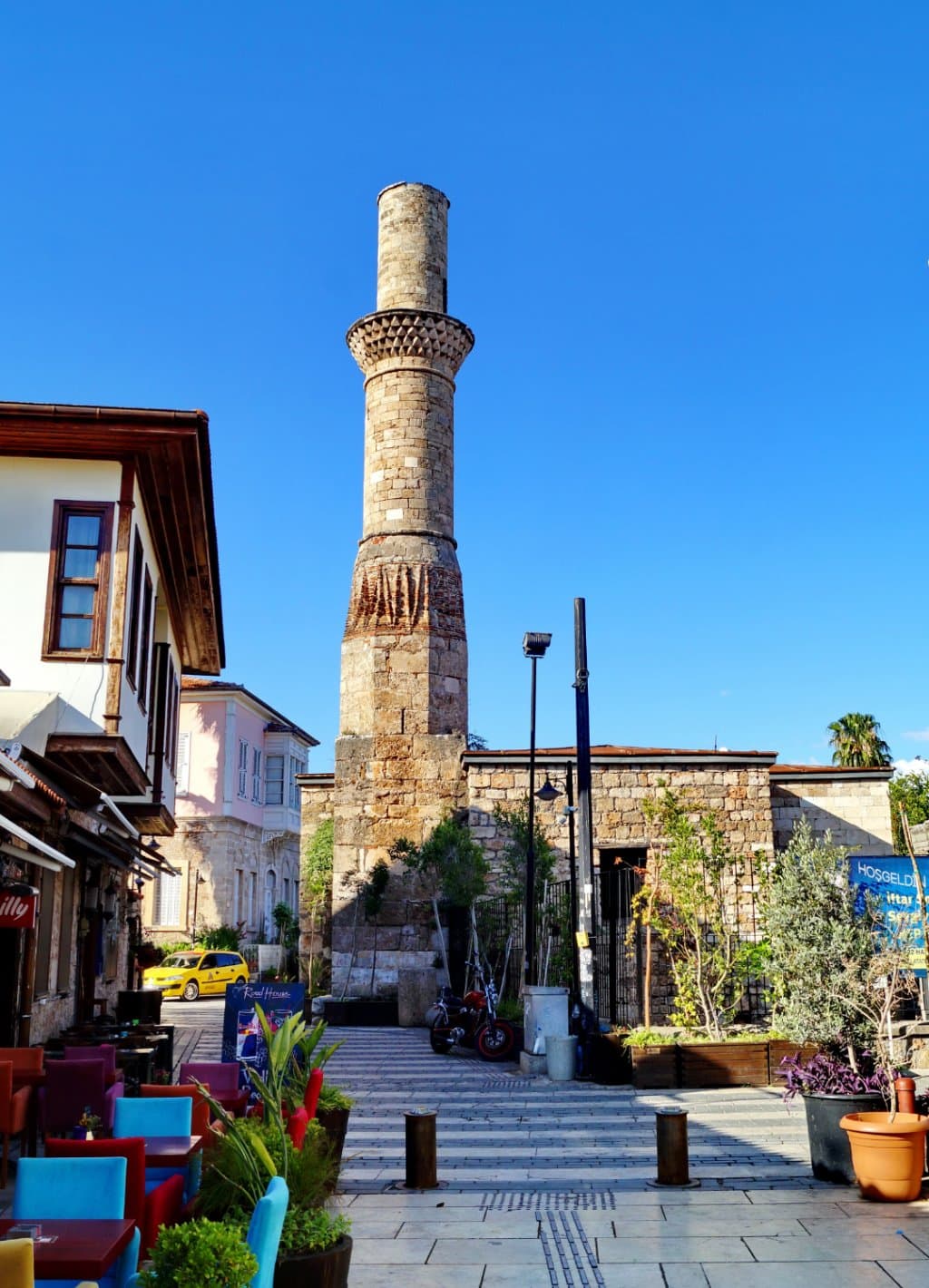 Kesik Minaret Mosque