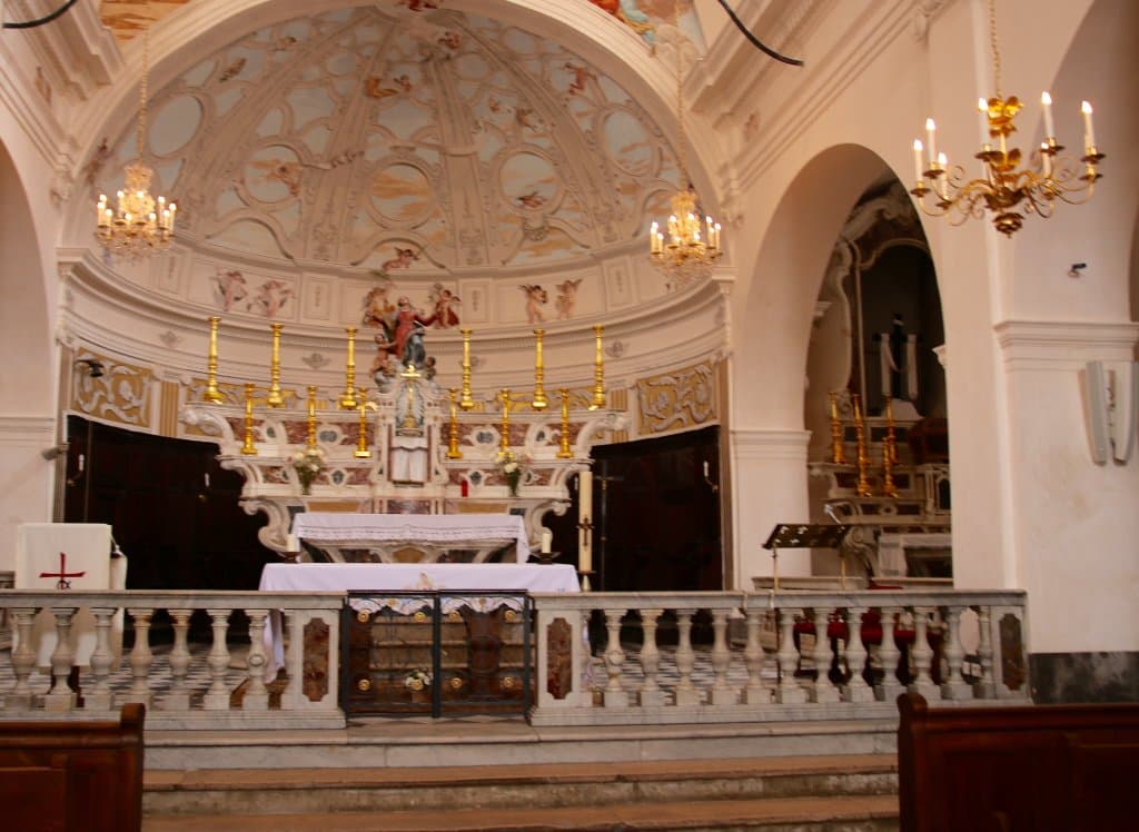 the beautiful " ALTAR " at Eglise Sainte Marie Majeure