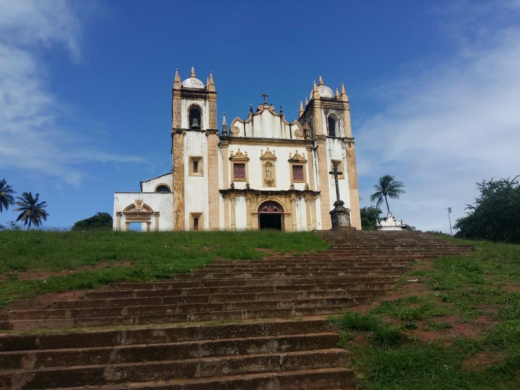 A vista da igreja desde a praça