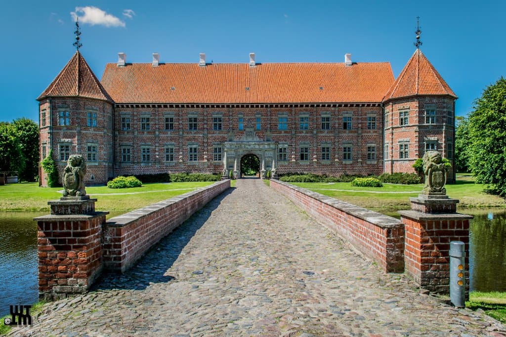 Frontalansicht Schlossfassade