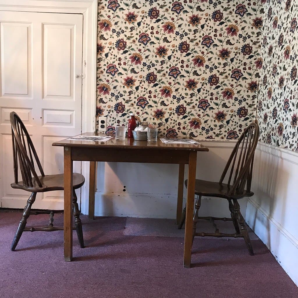 Family owned best breakfast spot in the county. Home cooking with reasonable prices in an histor