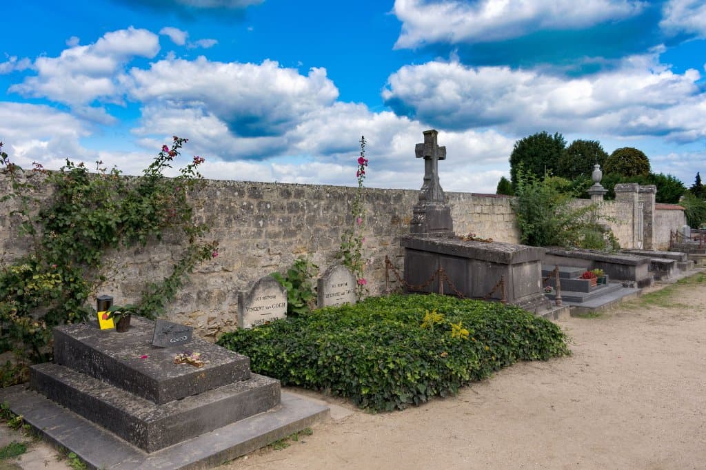 Cimetière d'Auvers sur Oise, tombe de VAN GOGH
