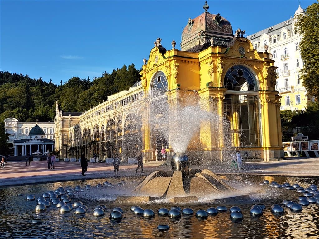 fontana plus kolonada