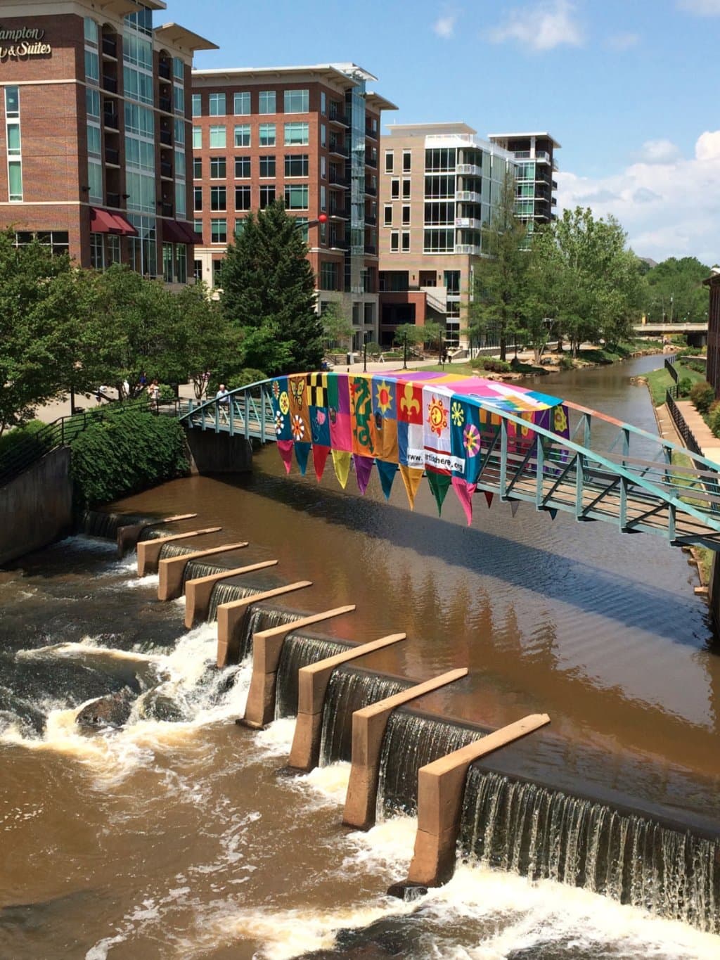 Art galleries along the River Walk