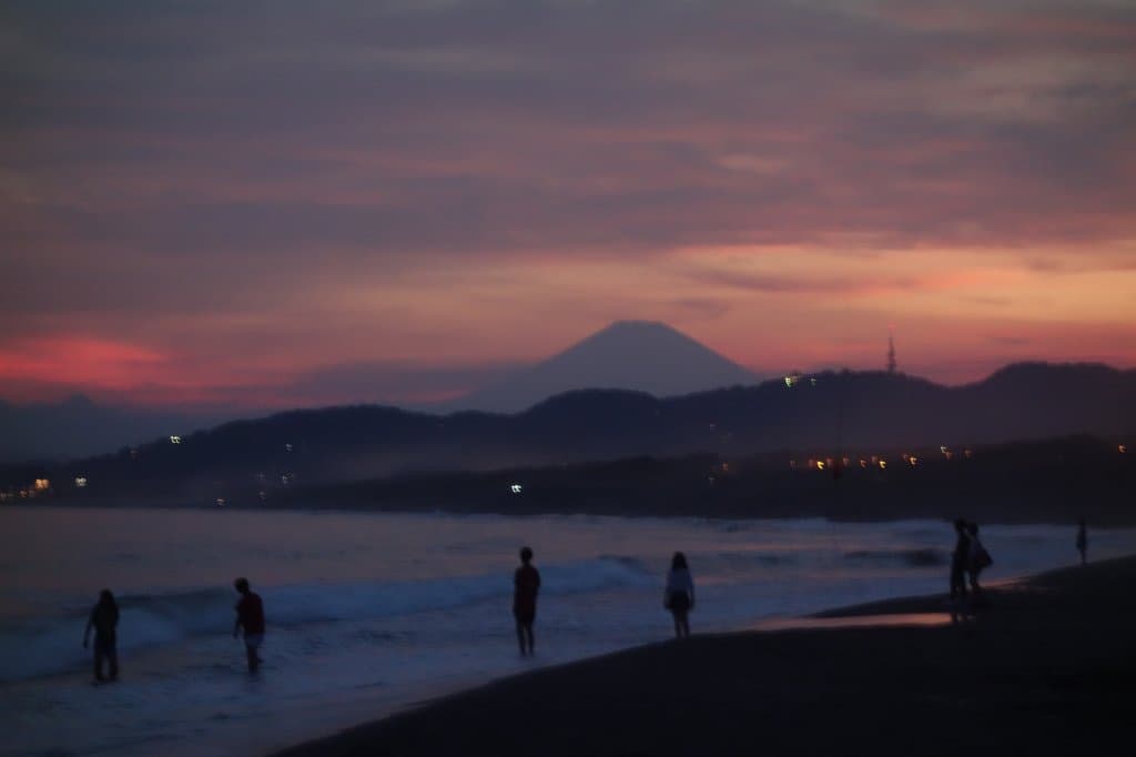 夕映えの富士山