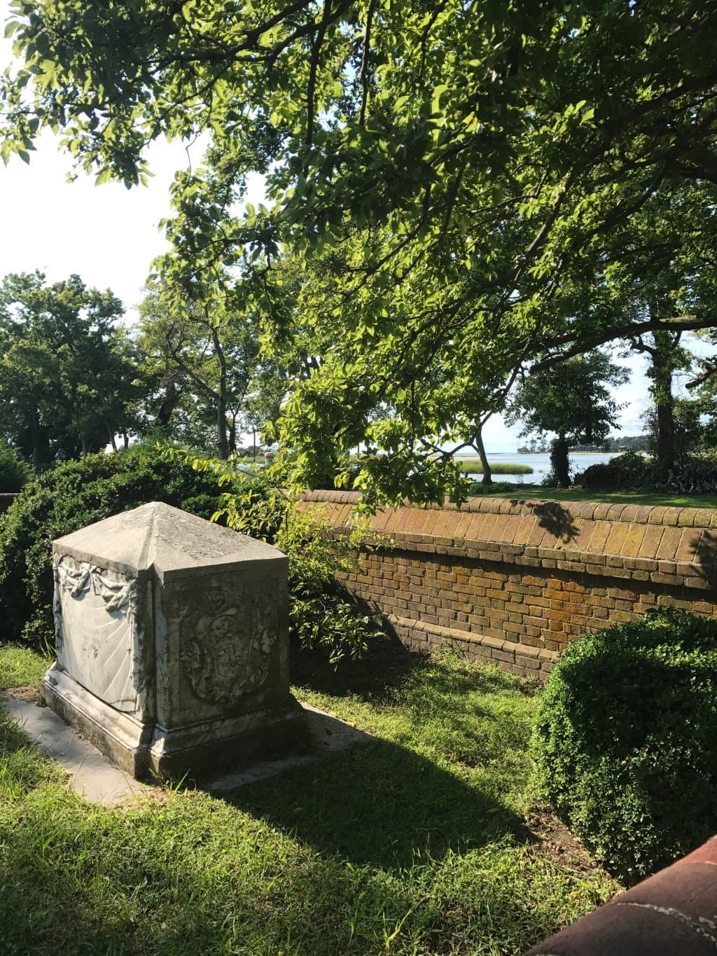 Custis Tombs Arlington VA