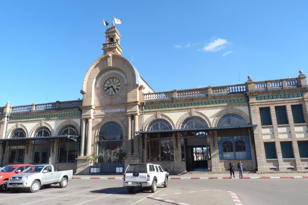 Stazione facciata