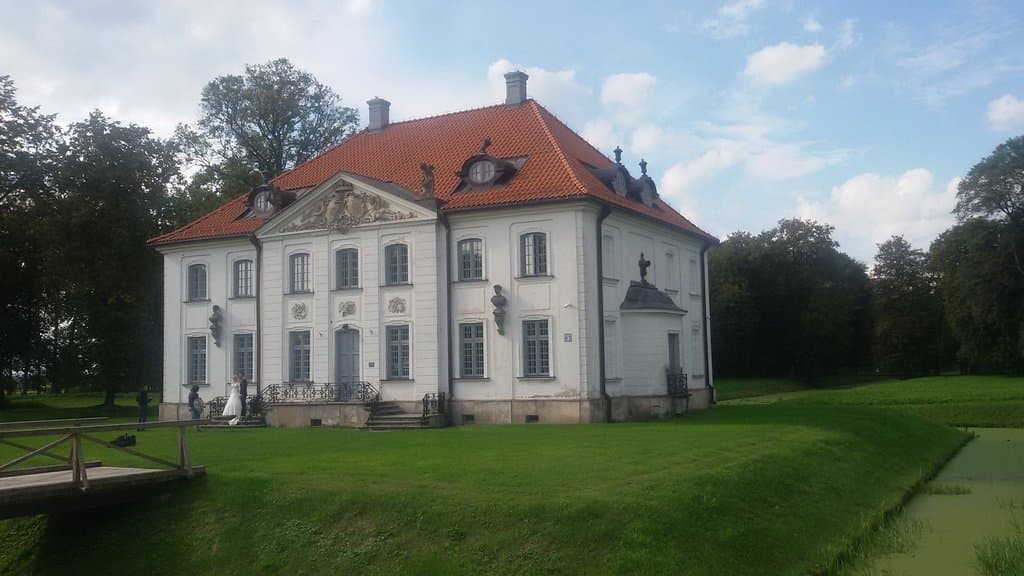 Widok obiektu z zewnatrz