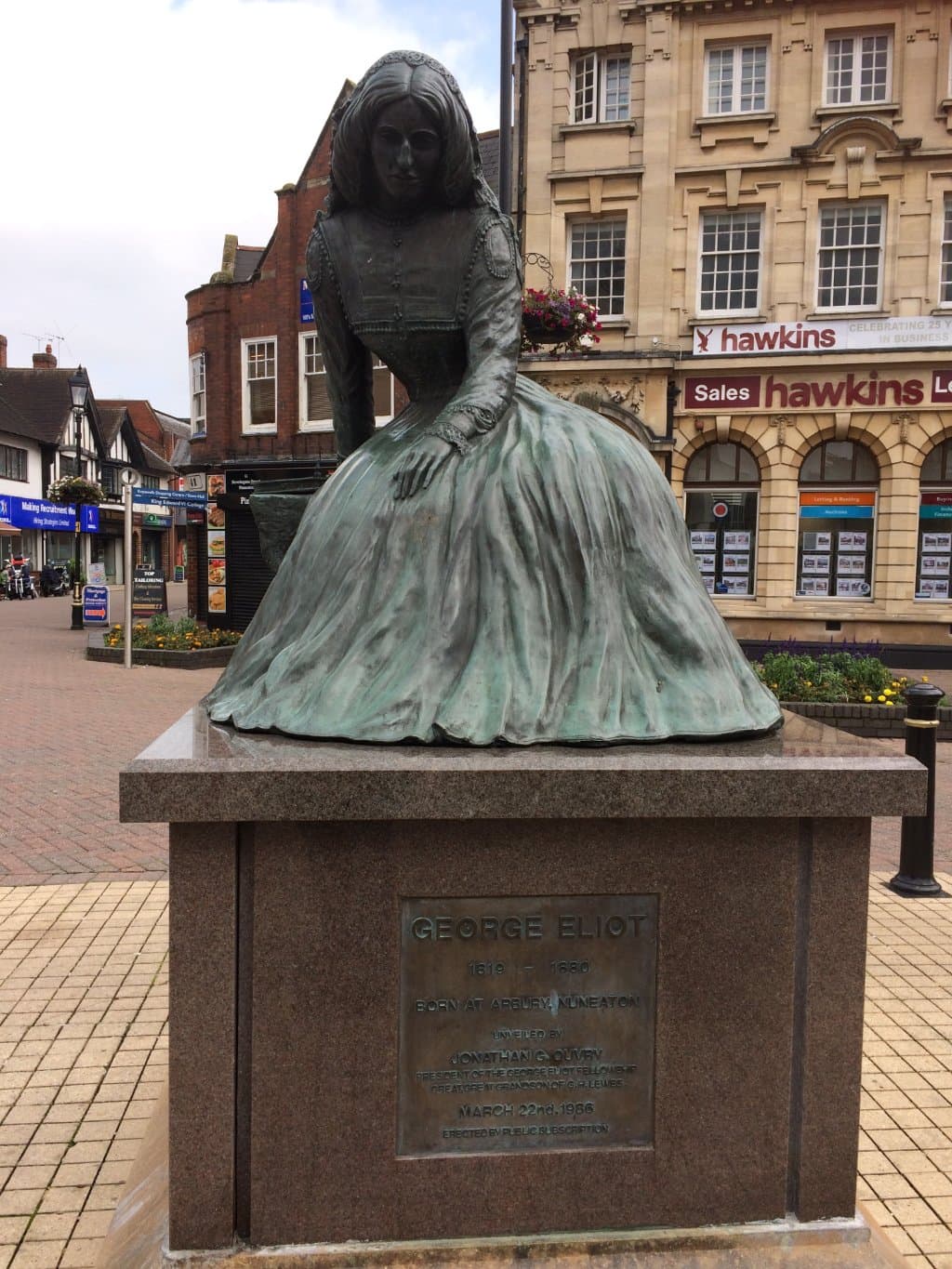 Statue of writer George Eliot