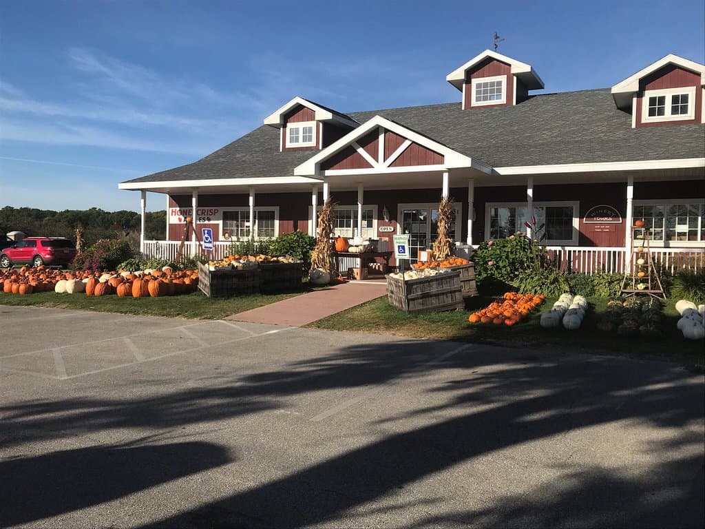 Lautenbach's Orchard Country Winery and Market
