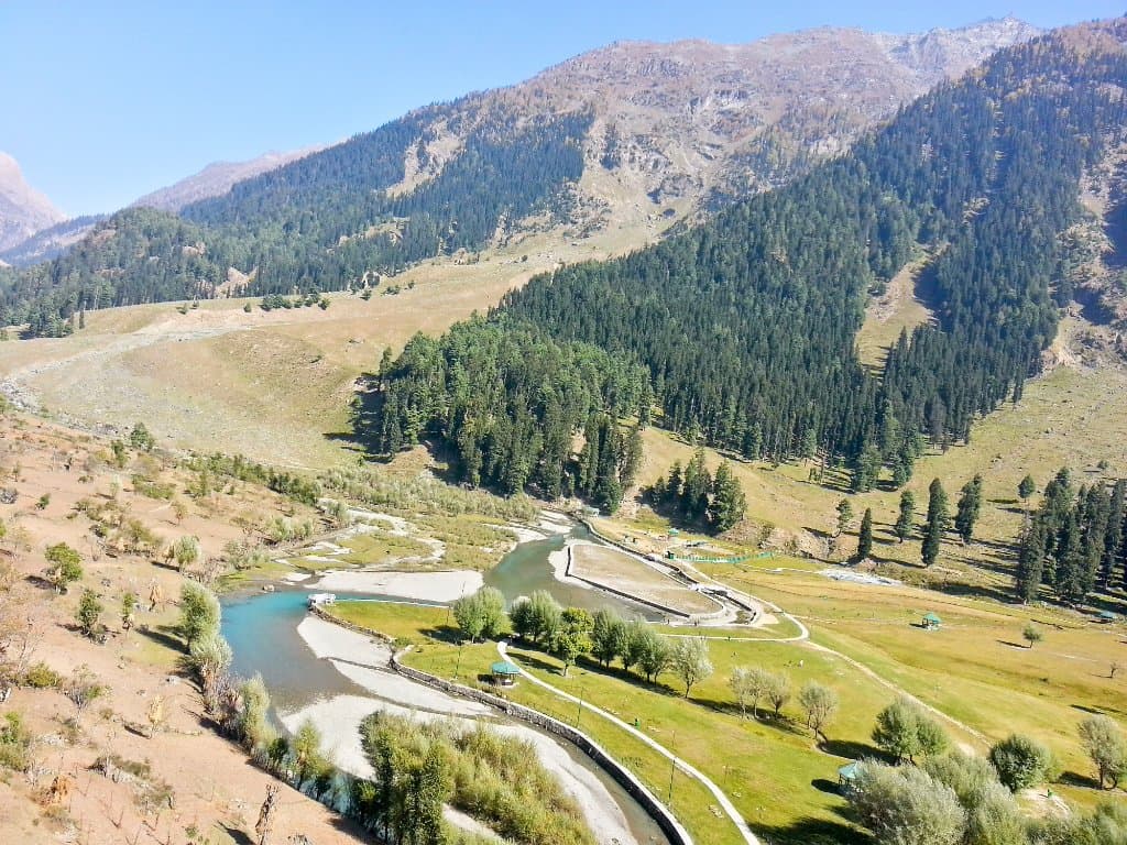 Betaab Valley view from top