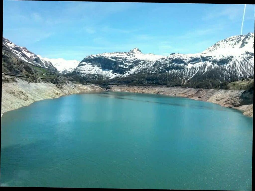 Lac du Chevril Tignes