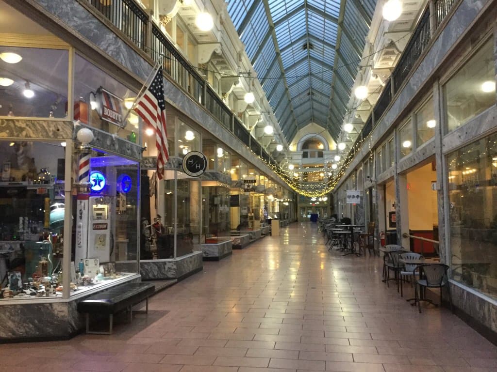5th Street Arcade.