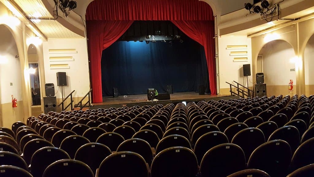 Sala Teatro El Brazzola