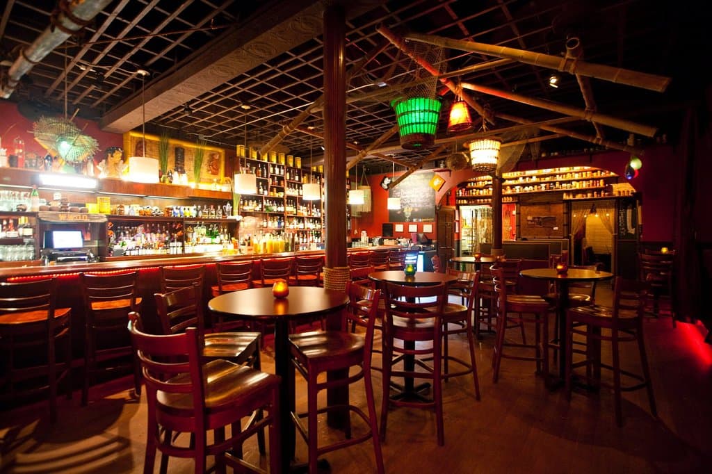 Porco Lounge Interior