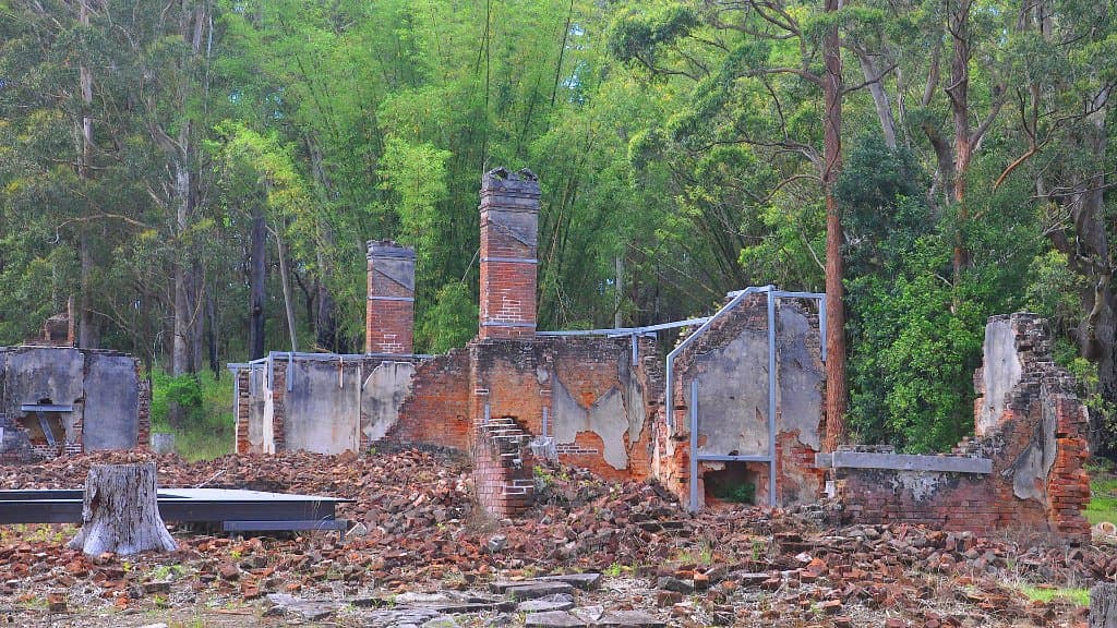 ruins