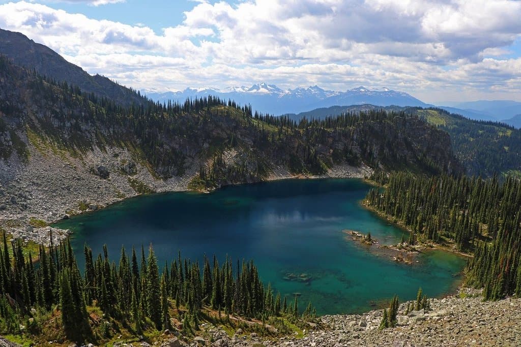Hiking to Jade Pass. This is Miller Lake.
