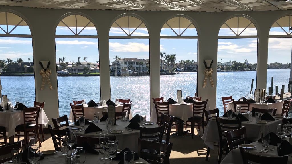 Beautiful Venetian Bay Dining