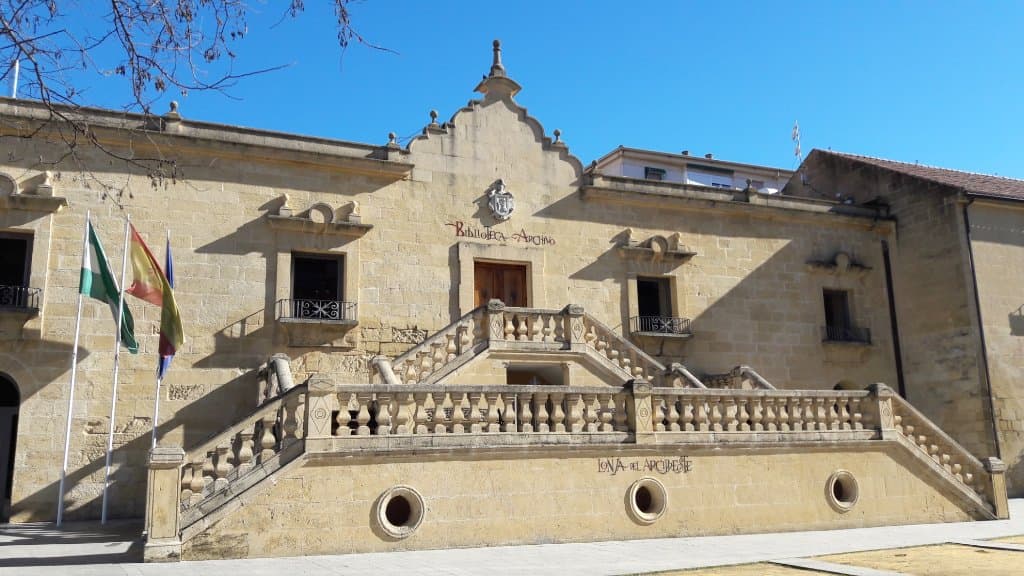 Convento de los Capuchinos / Biblioteca Municipal