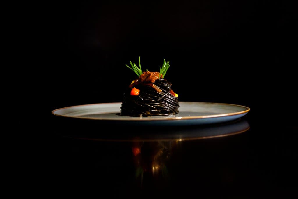 Black Spaghetti, Sea-urchins, candied Peppers and Friggitelli