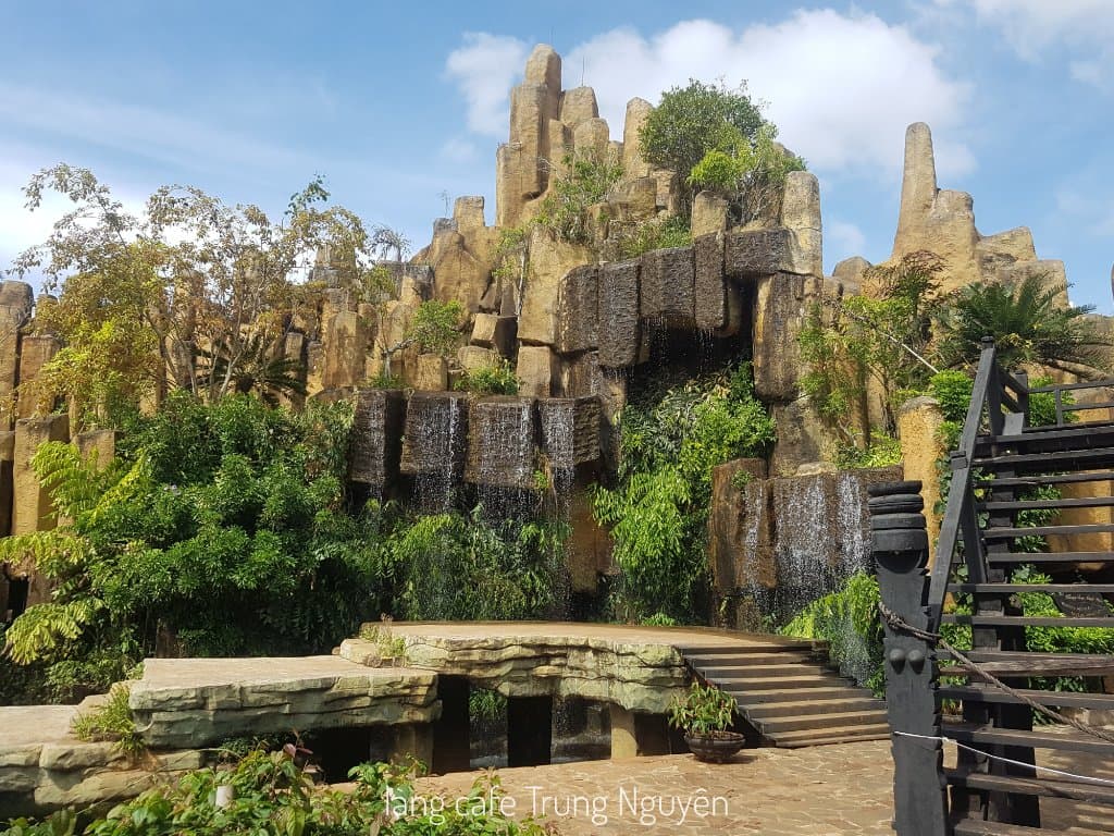 Artificial waterfall (the highlight of this place).