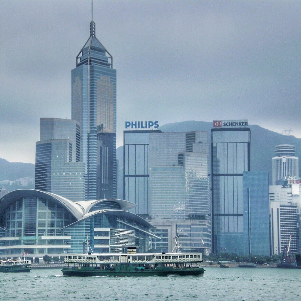 Visit the Hong Kong City Hall