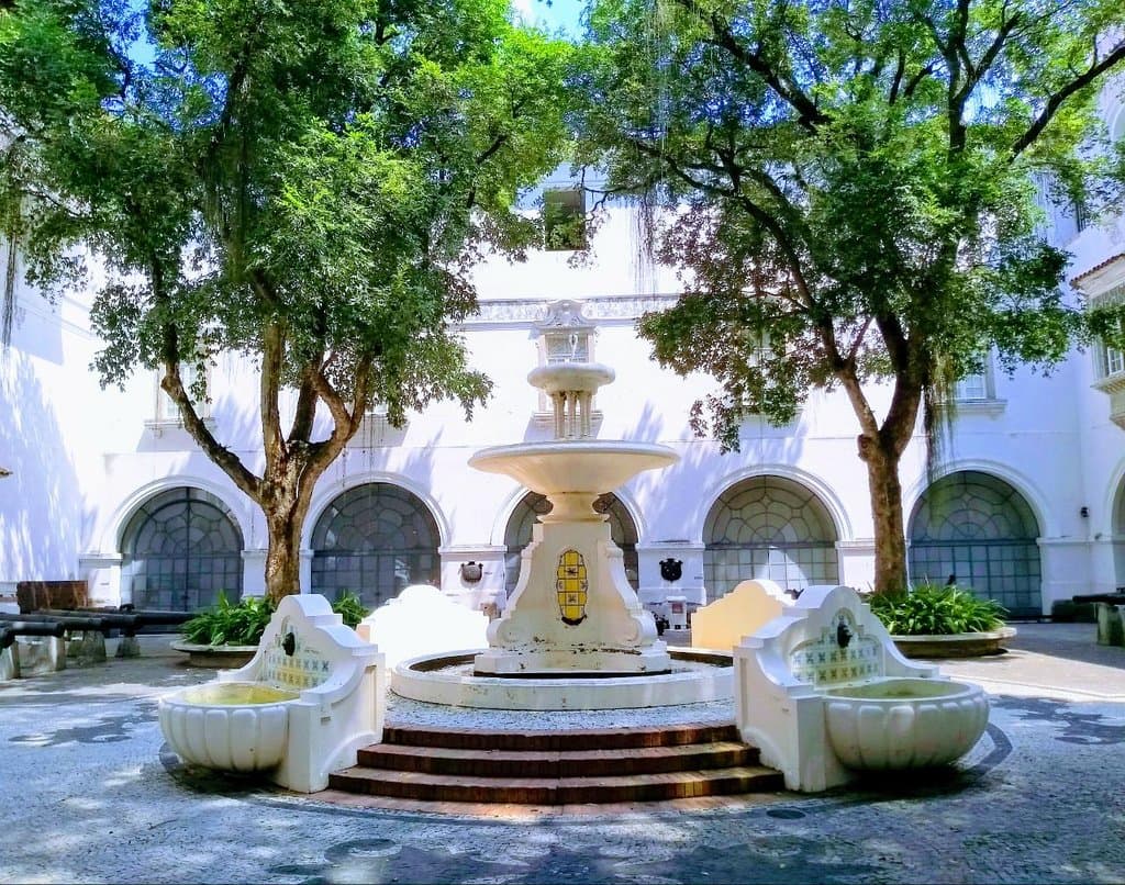 Patio das Armas