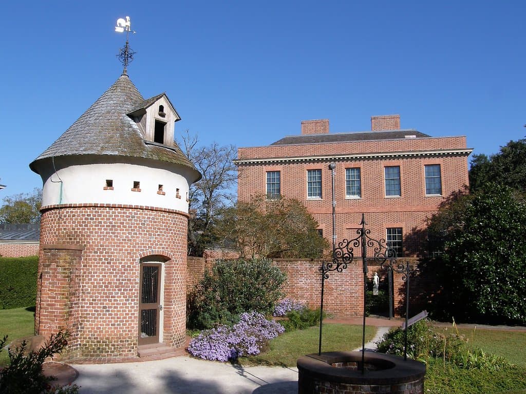 The landscaped gardens adjacent to Tryon Palace are a joy to experience.