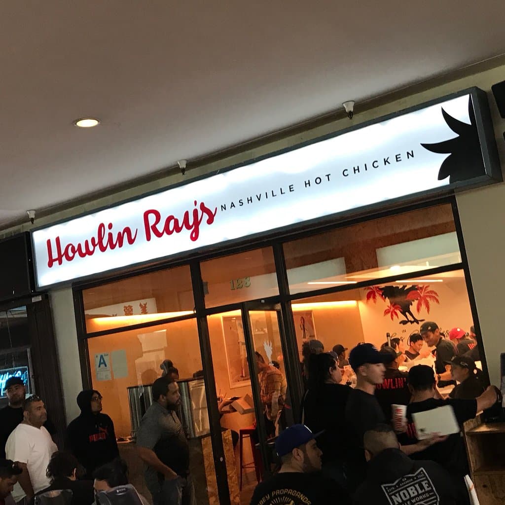 Howlin' Ray's Hot Chicken - Chinatown