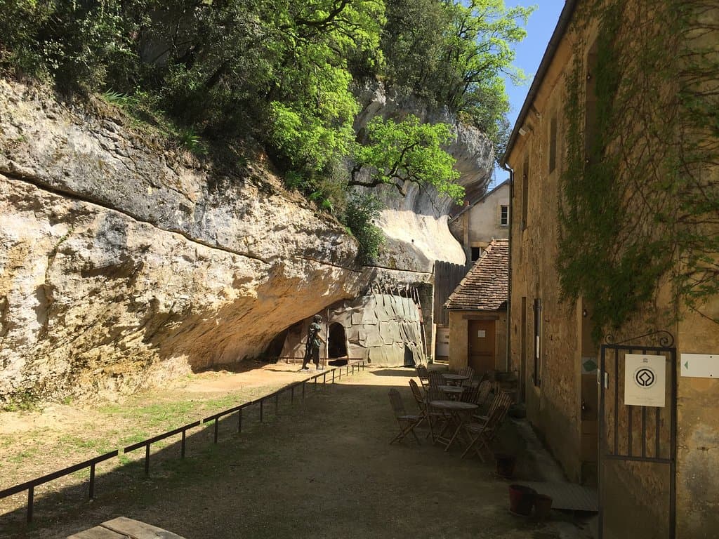 Cro-Magnon Shelter