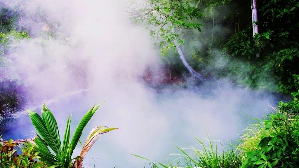 TORAGET Hot springs This photo brlongs to isamukitafuji@hotmail.com and owner is not Christ bles