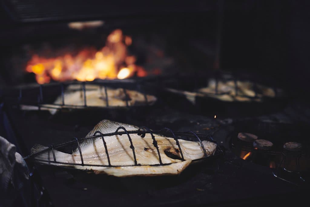 Turbots grilling