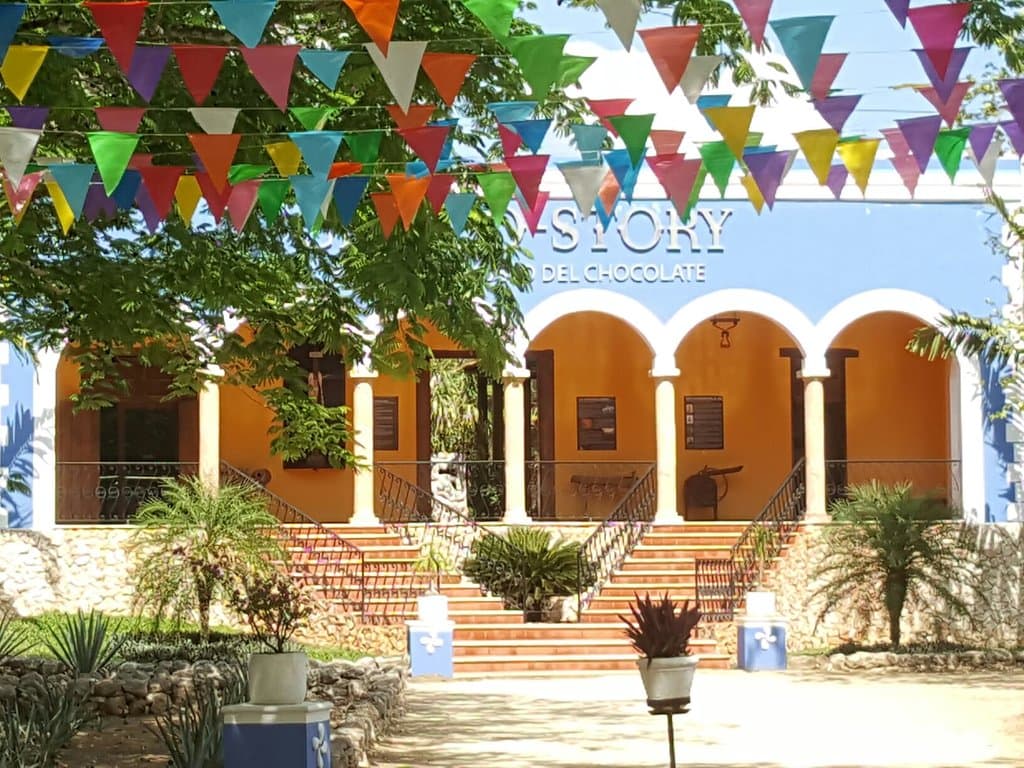 Choco-Story Uxmal