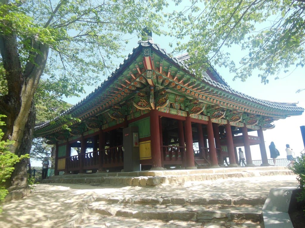Павильон Gyeongpodae