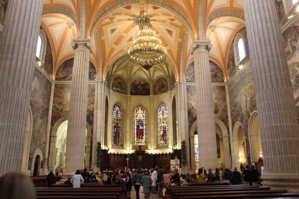 Interior de la iglesia