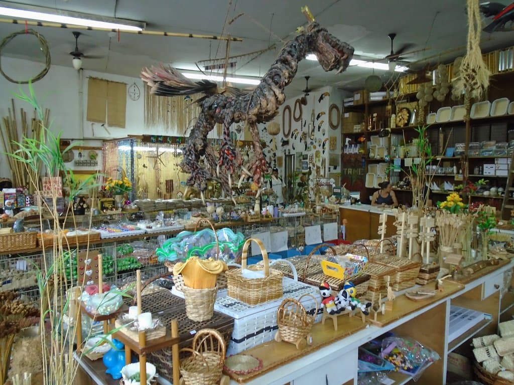 Loja de Artesanatos Rua Da Cantareira, 20 São Paulo, SP, Brasil