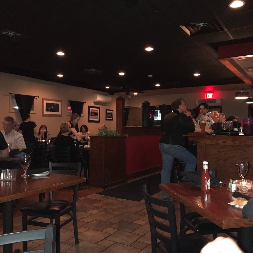 Christopher's British Bistro - Restaurant