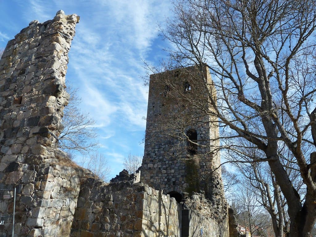 St Pers Church ruin