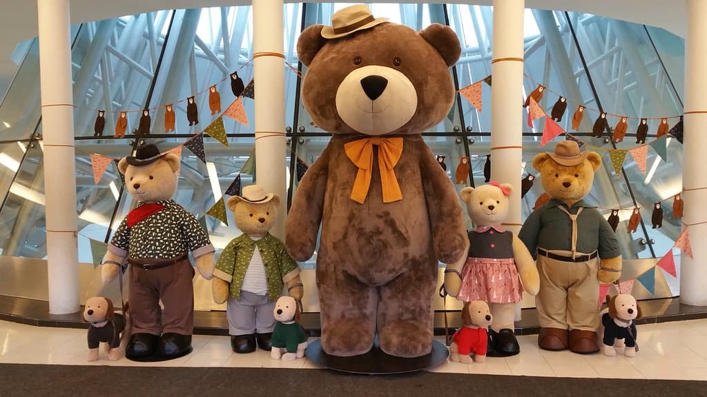Huge bear greeting visitors