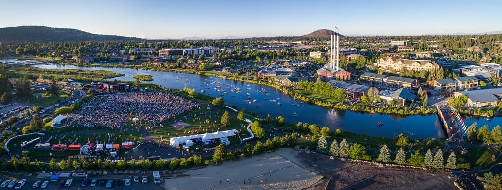 An aerial shot from the Paul Simon show in 2017.
